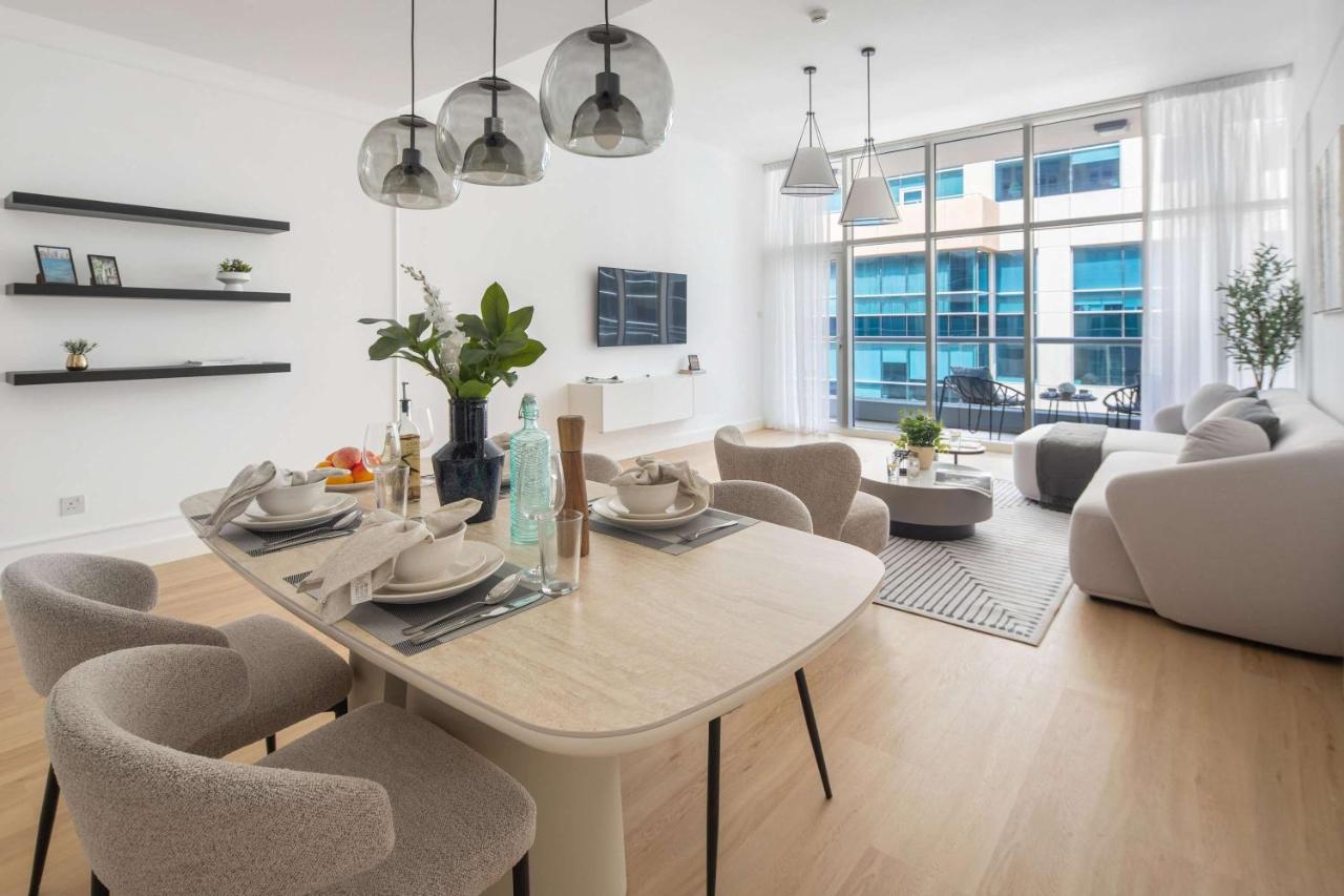 Frank Porter - Bay Square 1 - 3