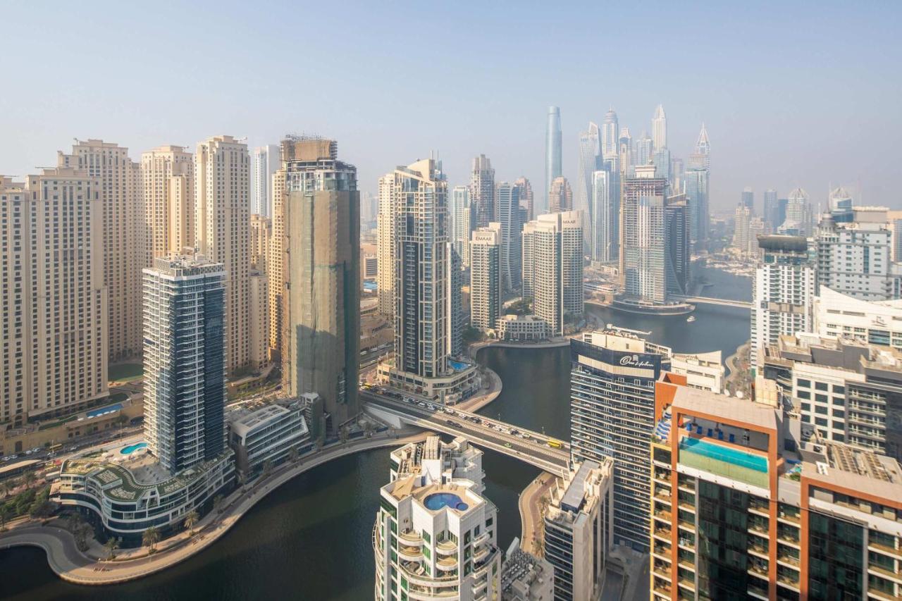 Frank Porter - Dubai Marina Mall Hotel