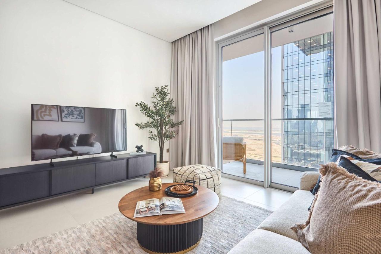 Frank Porter - Vida Dubai Mall Tower 2 - 4