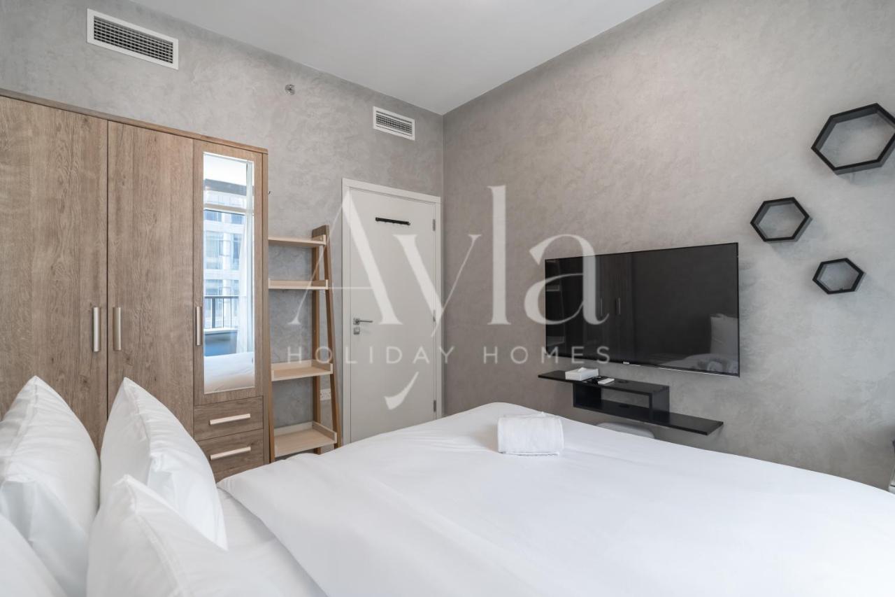 High-Floor 3BR Balcony & City Views Al Reem - 3