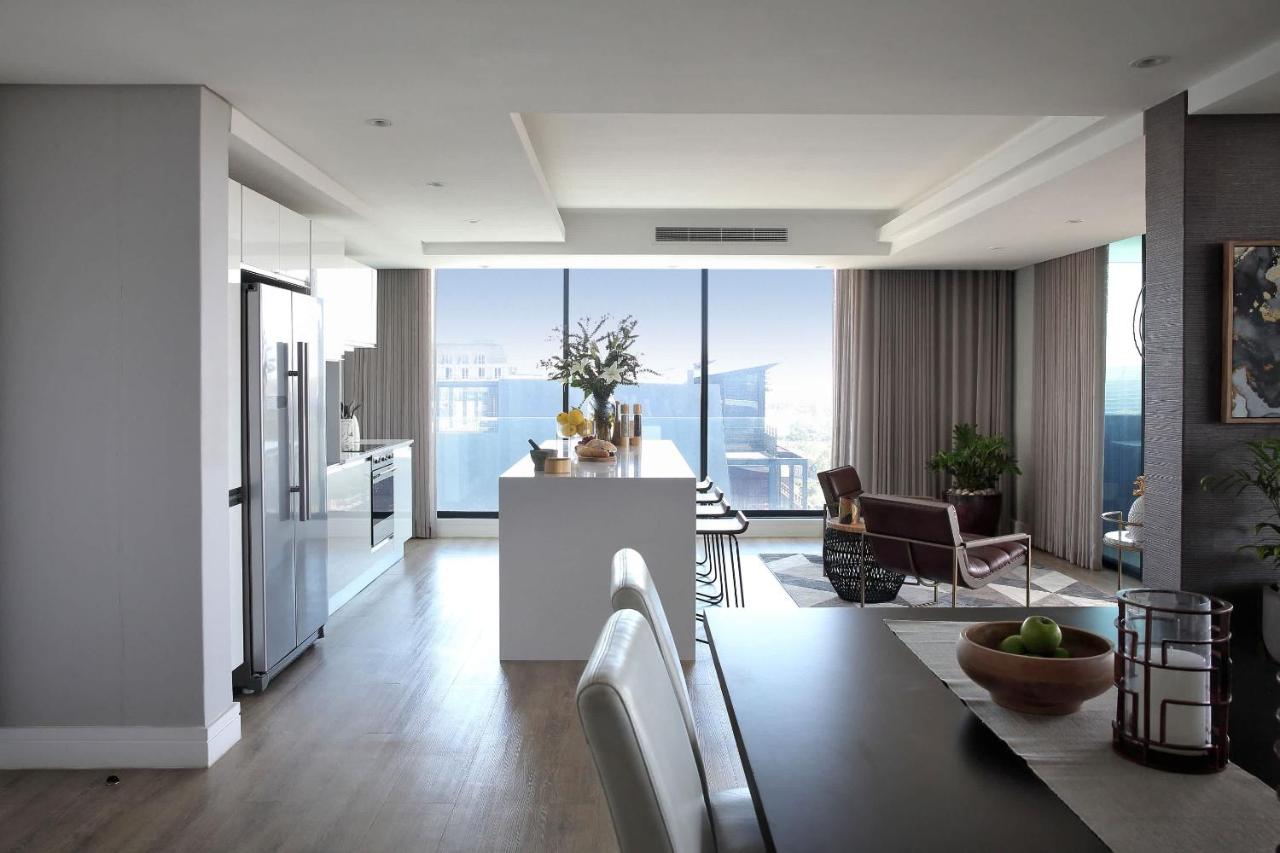 Luxury Green Point Penthouse with Ocean Views - 3