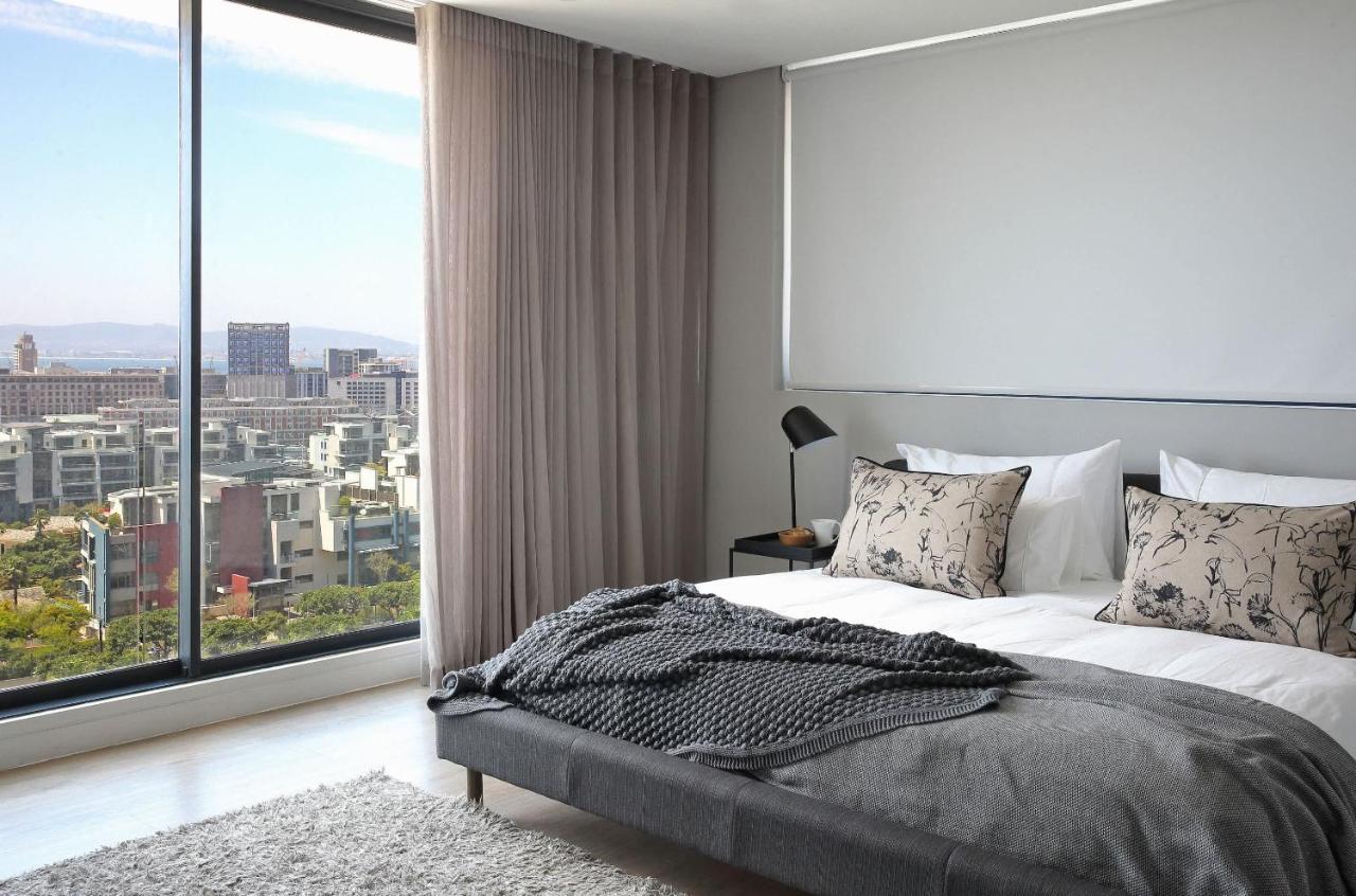 Luxury Green Point Penthouse with Ocean Views - 4