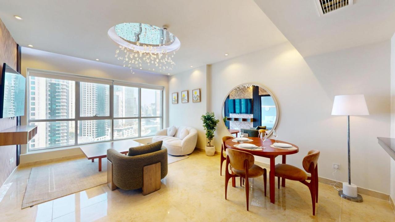 Vacationer Holiday Homes l 1 Bedroom Stunning Marina Skyline l Free Pool, Gym Access - 5