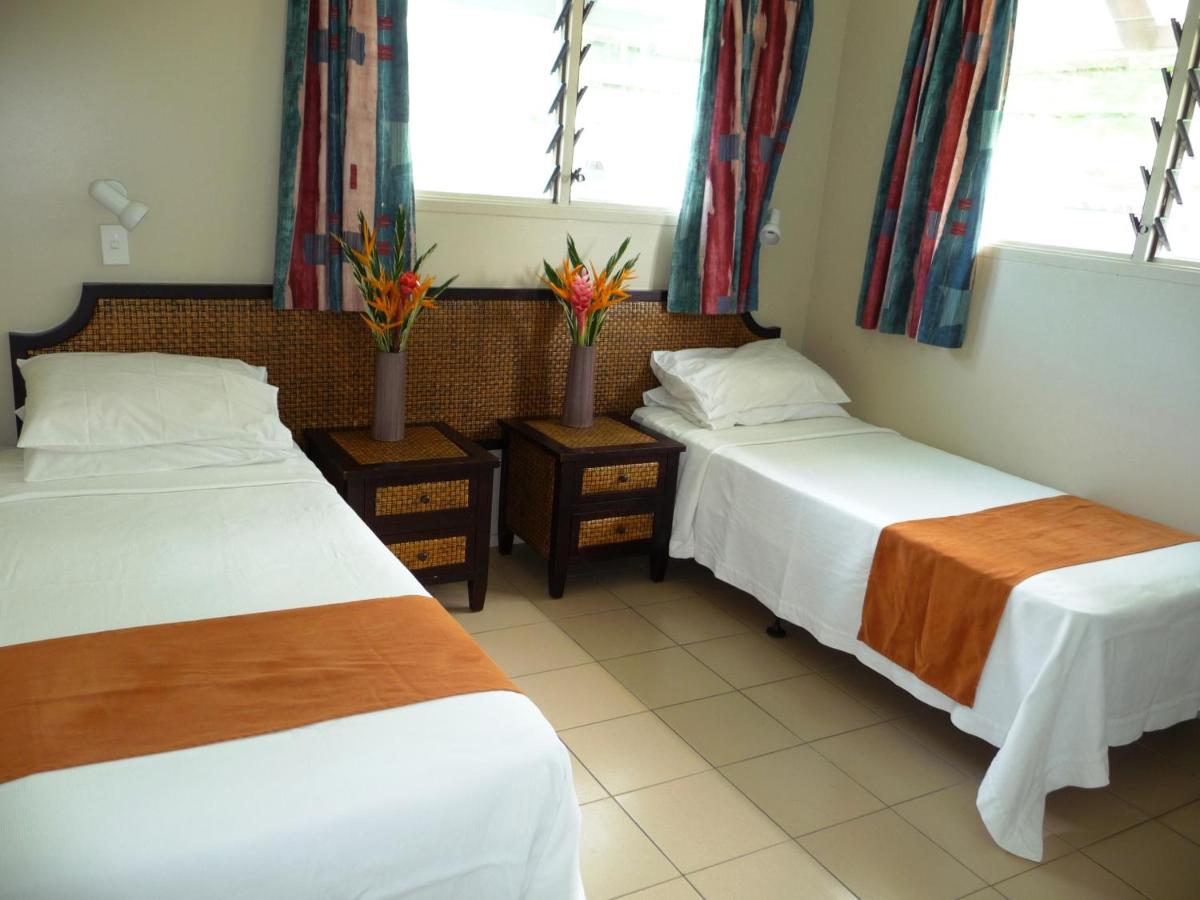 Muri Beachcomber photo