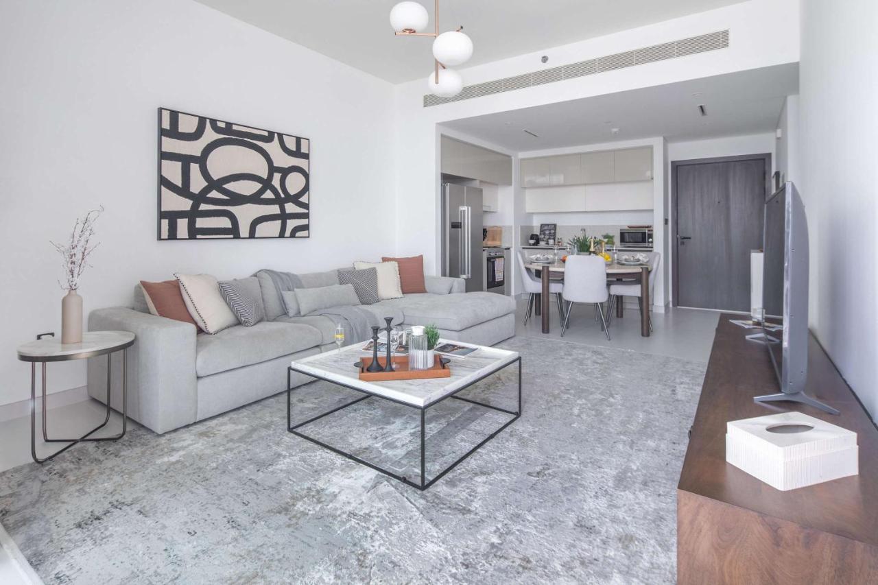 Frank Porter - Marina Vista Tower 1 - 5