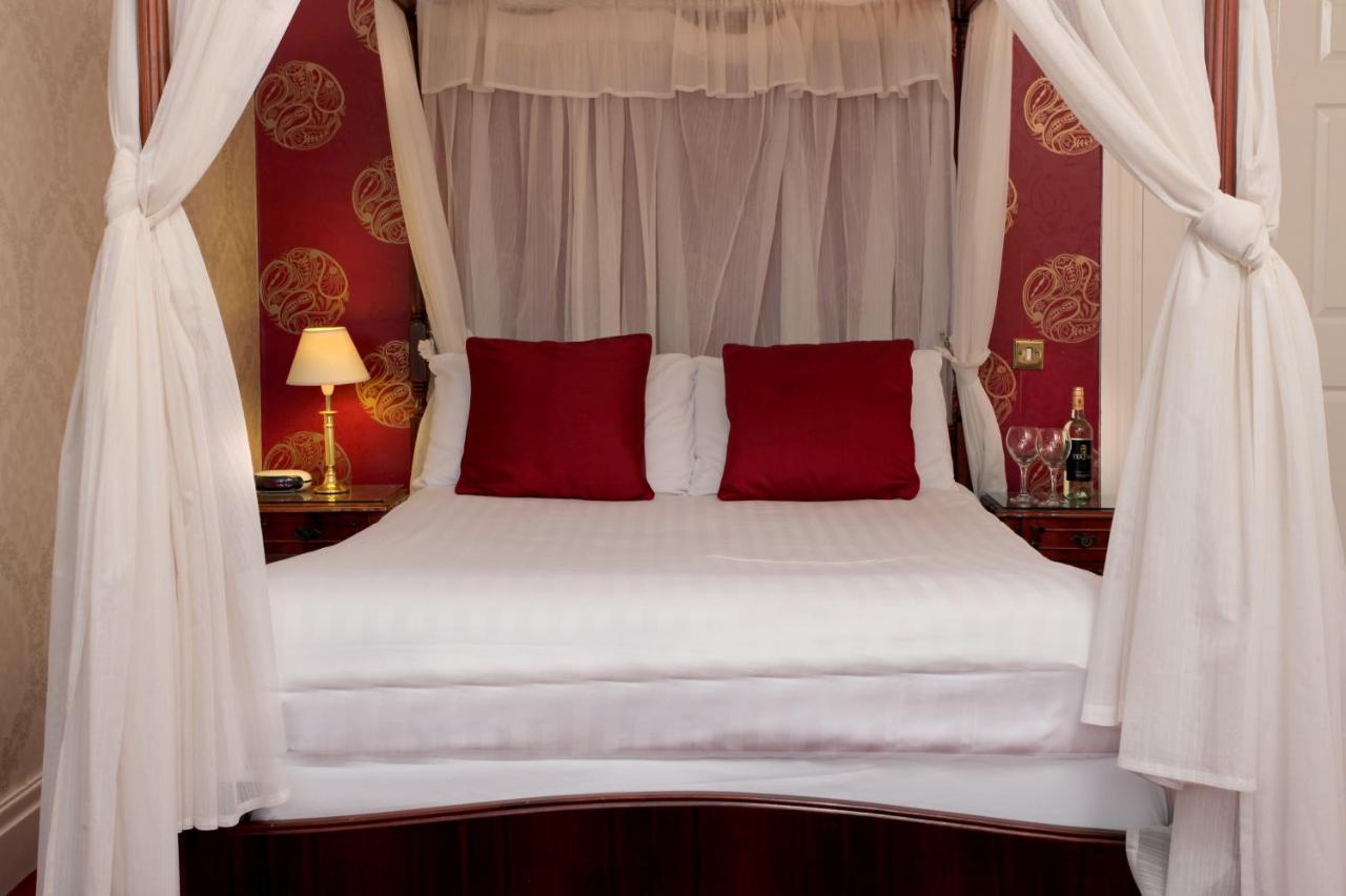Honeymoon King Suite - Non-Smoking