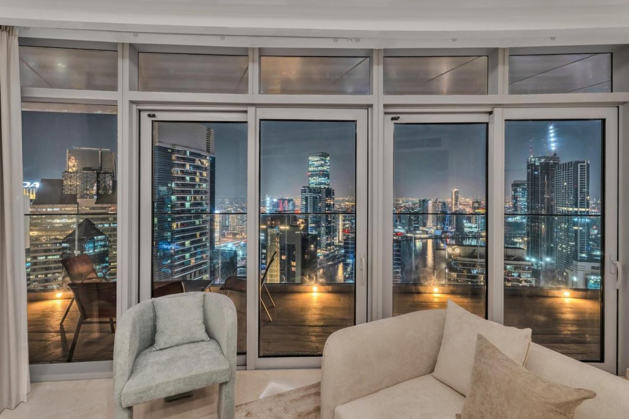 GuestReady - High-Floor 2BR | Canal and City View - 3