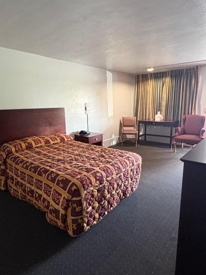 Hollywood Motel — photo 6