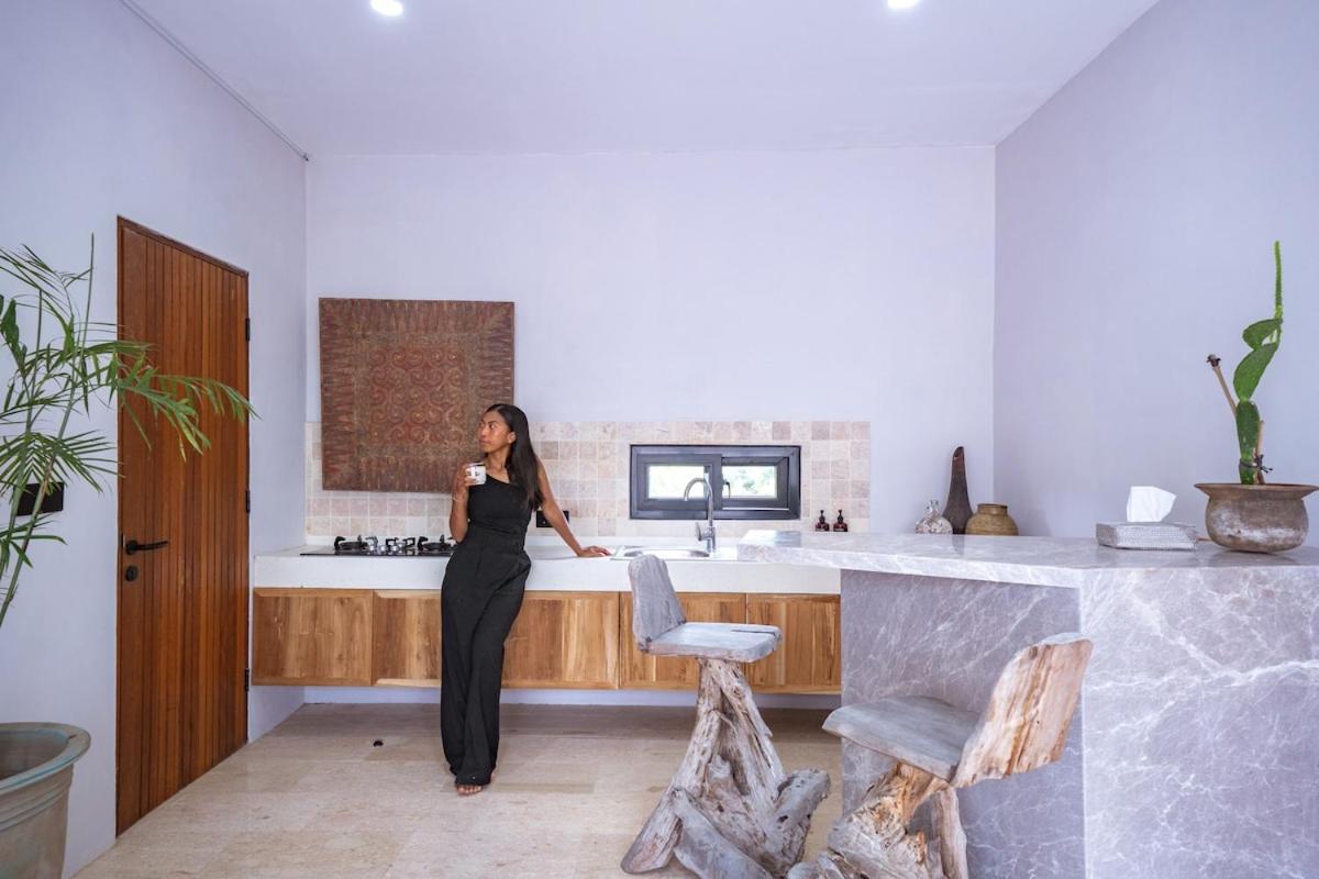 Stylish Modern Design at MIID Apartment - 5