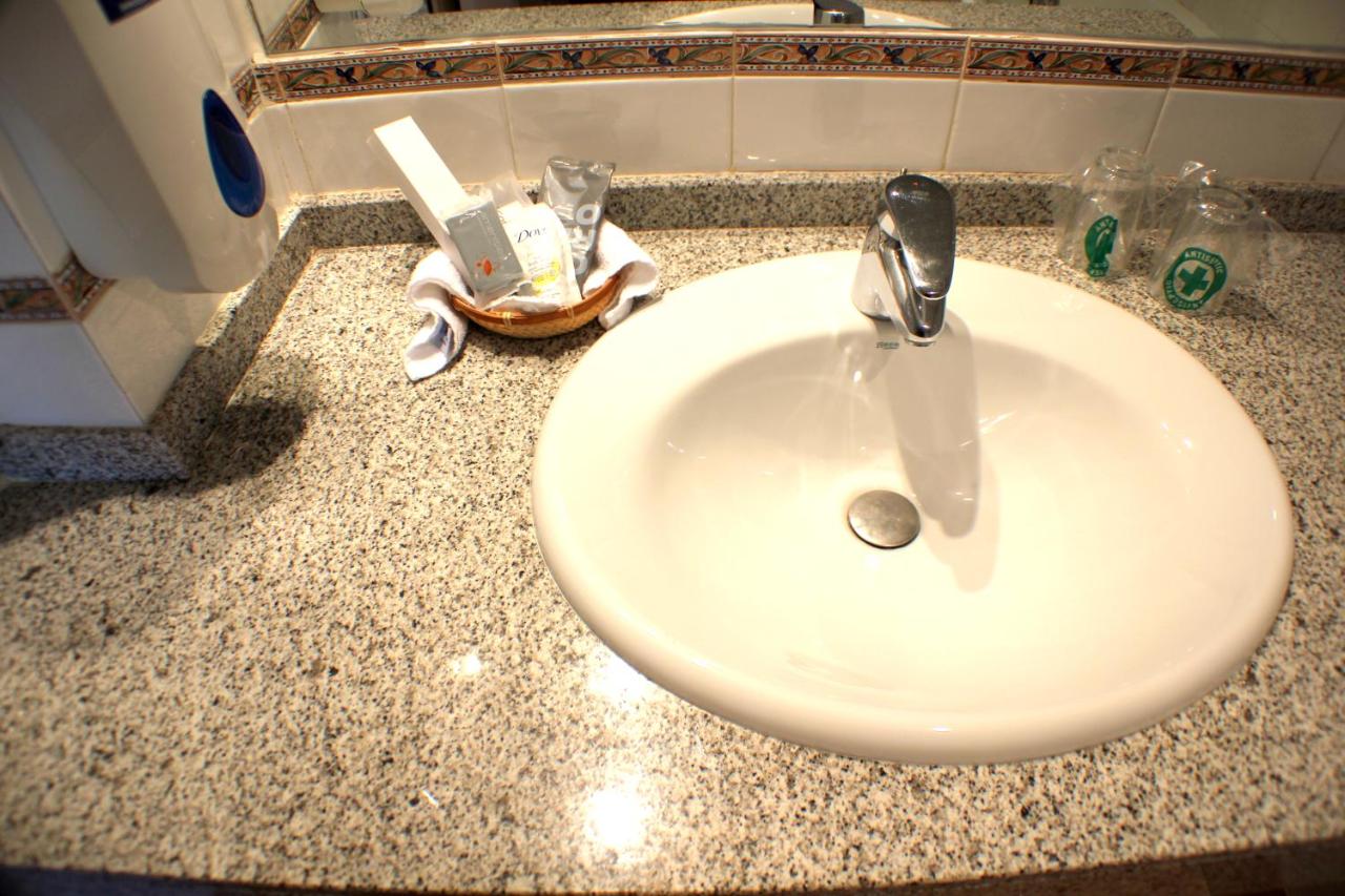 Hotel Kandahar photo