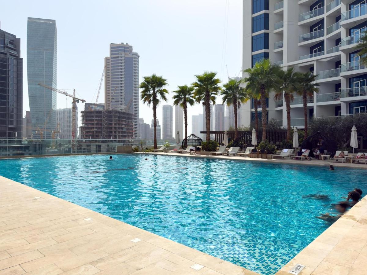 GuestReady - Studio l Canal Views | Business Bay