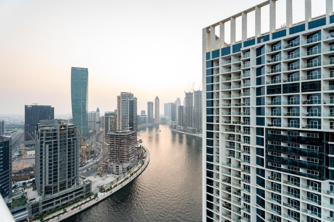 GuestReady - Studio l Canal Views | Business Bay - 3