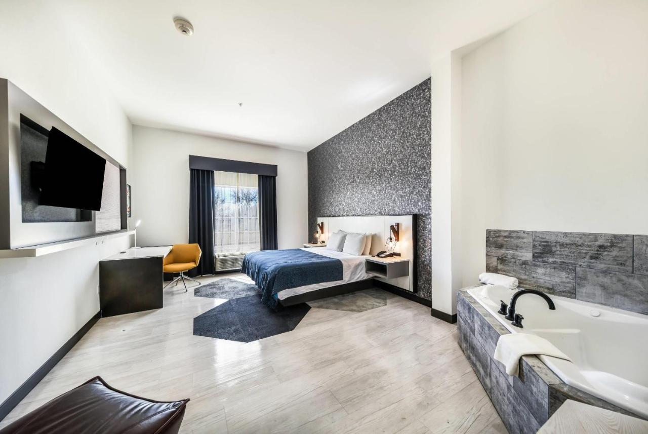 Hy-Lo Hotel — photo 7