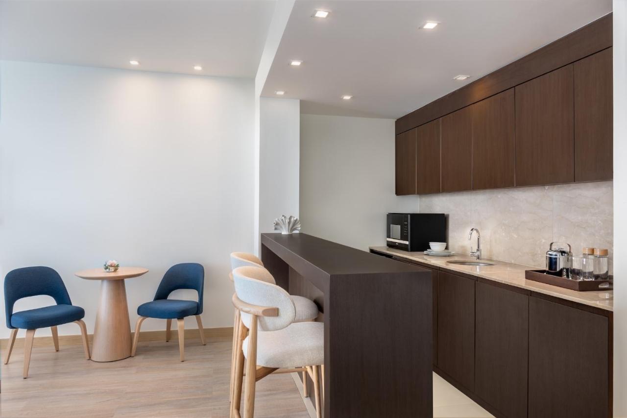 Crowne Plaza Yas Island by IHG - 3