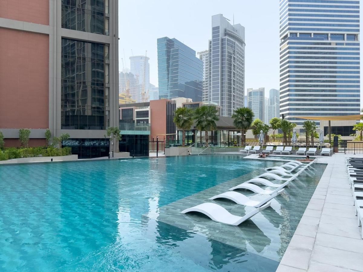 GuestReady - Studio | Canal View & Burj Khalifa - 2