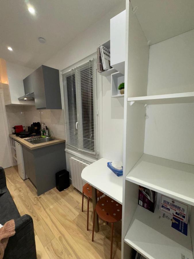 Unbeatable location! Cozy Parisian getaway for two - 3