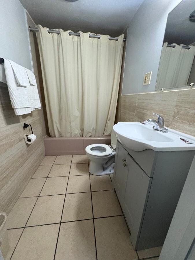 Hollywood Motel — photo 13