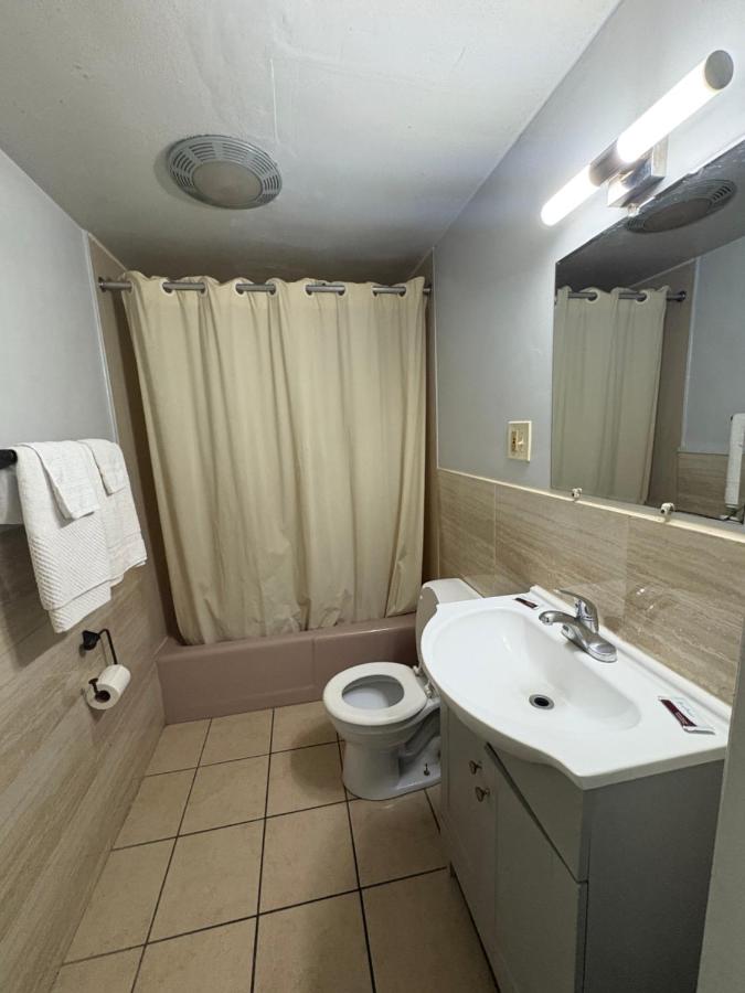 Hollywood Motel — photo 3