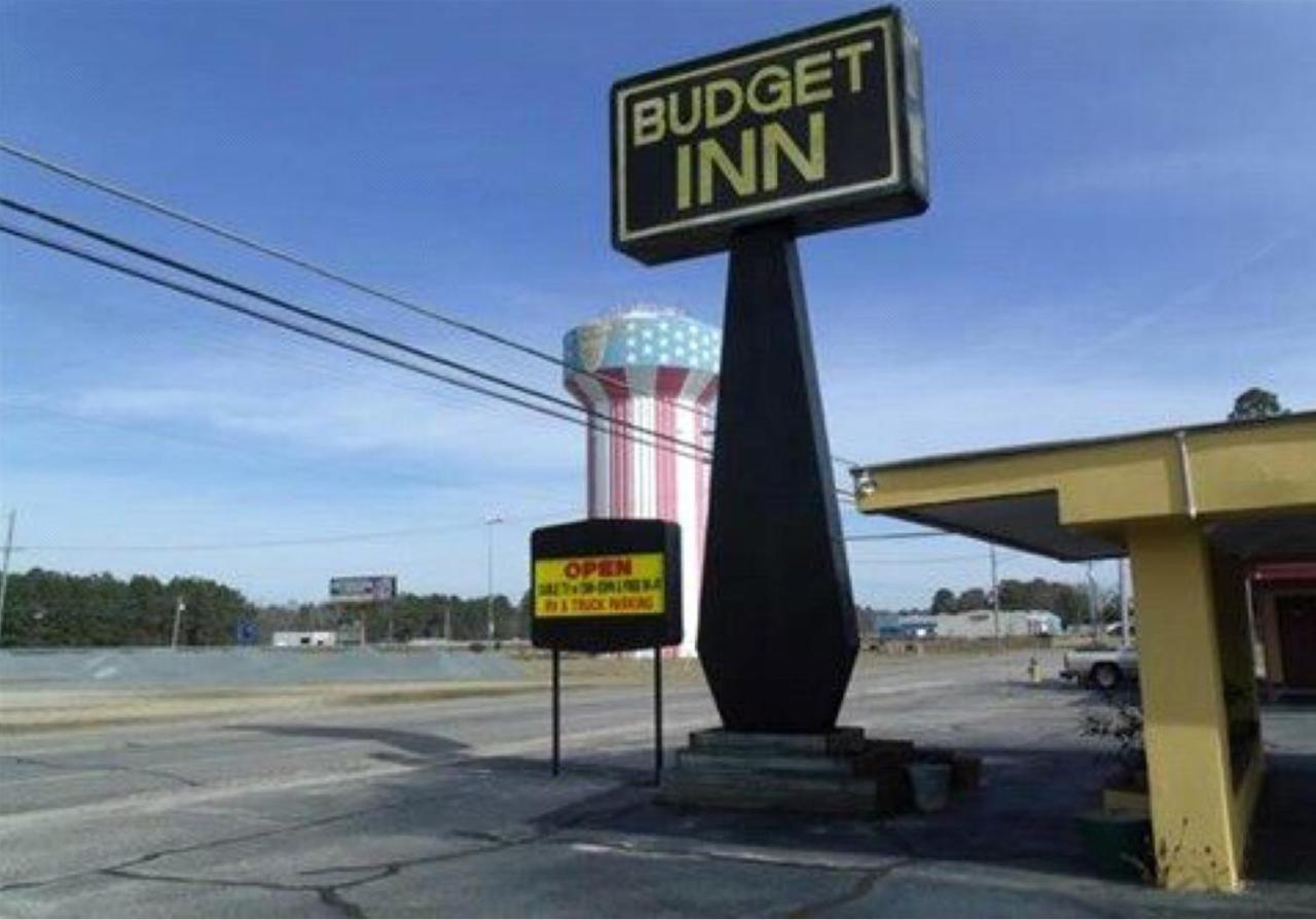 Budget Inn — photo 7