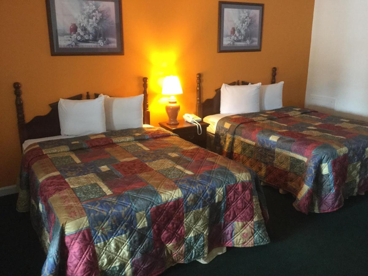 Budget Inn — photo 5