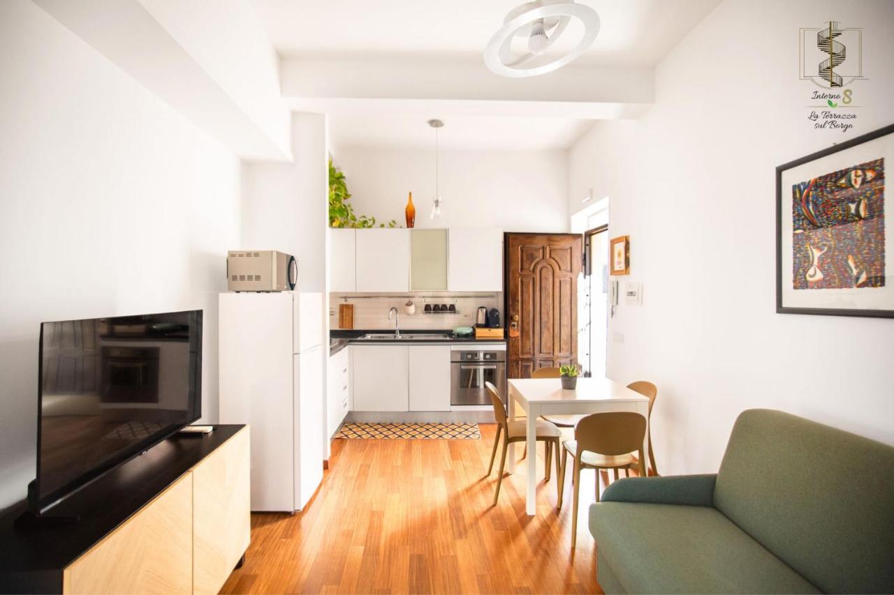 Interno Otto con Bellissima Terrazza e Gazebo - 3