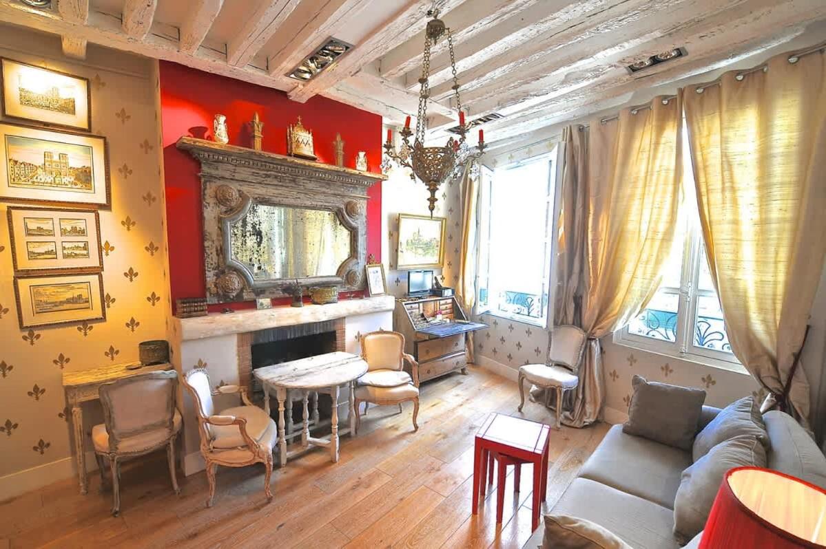 Charming Stay Near Notre Dame FDL - 2