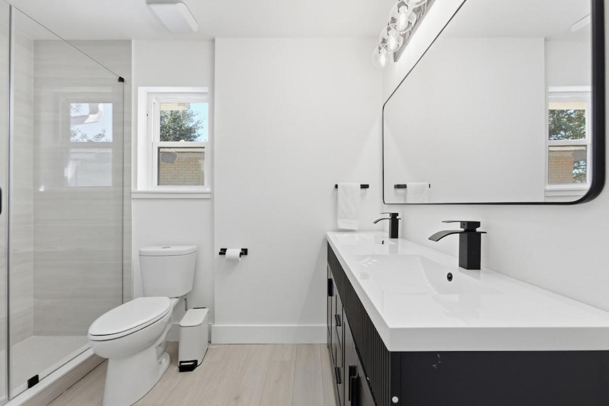 Stylish Austin 3BR and Private Pool - 3