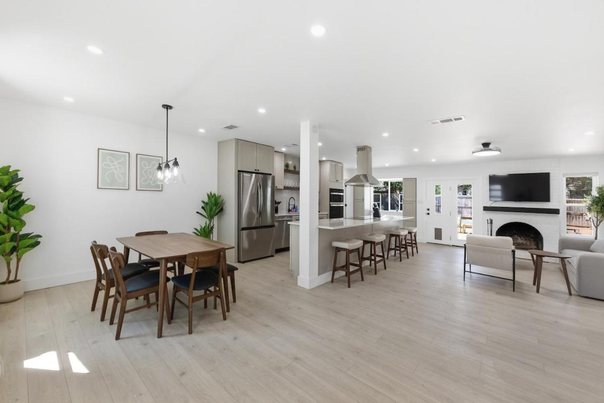 Stylish Austin 3BR and Private Pool - 5