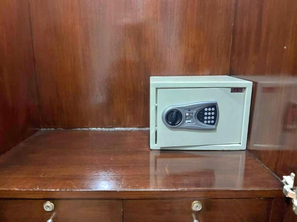 Sukhumvit soi 4 Apartment Center of BKK - 5