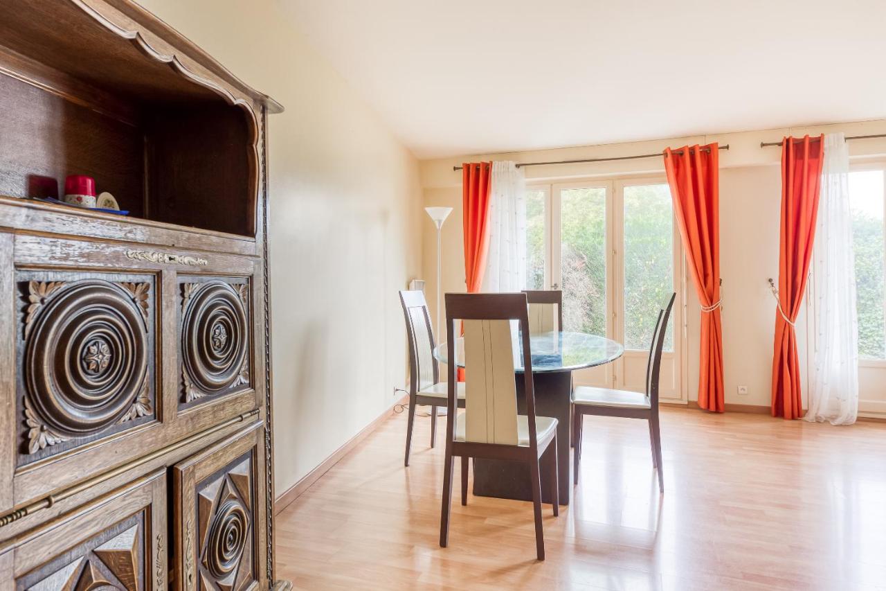 Spacious 3-Bedroom Duplex with Garden close to CDG Airport