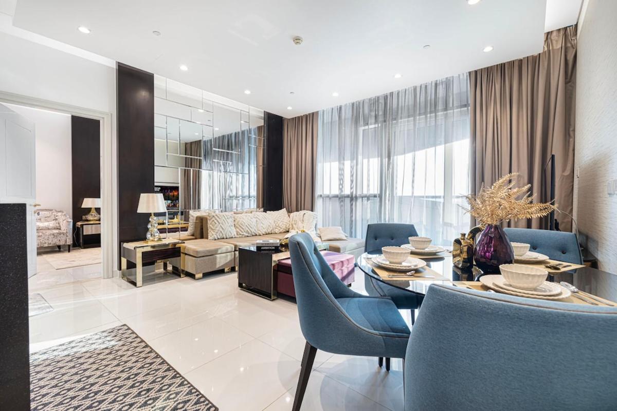 Elegant 1-Bedroom Apartment at Downtown Dubai with Stunning Canal & Skyline Views - 3