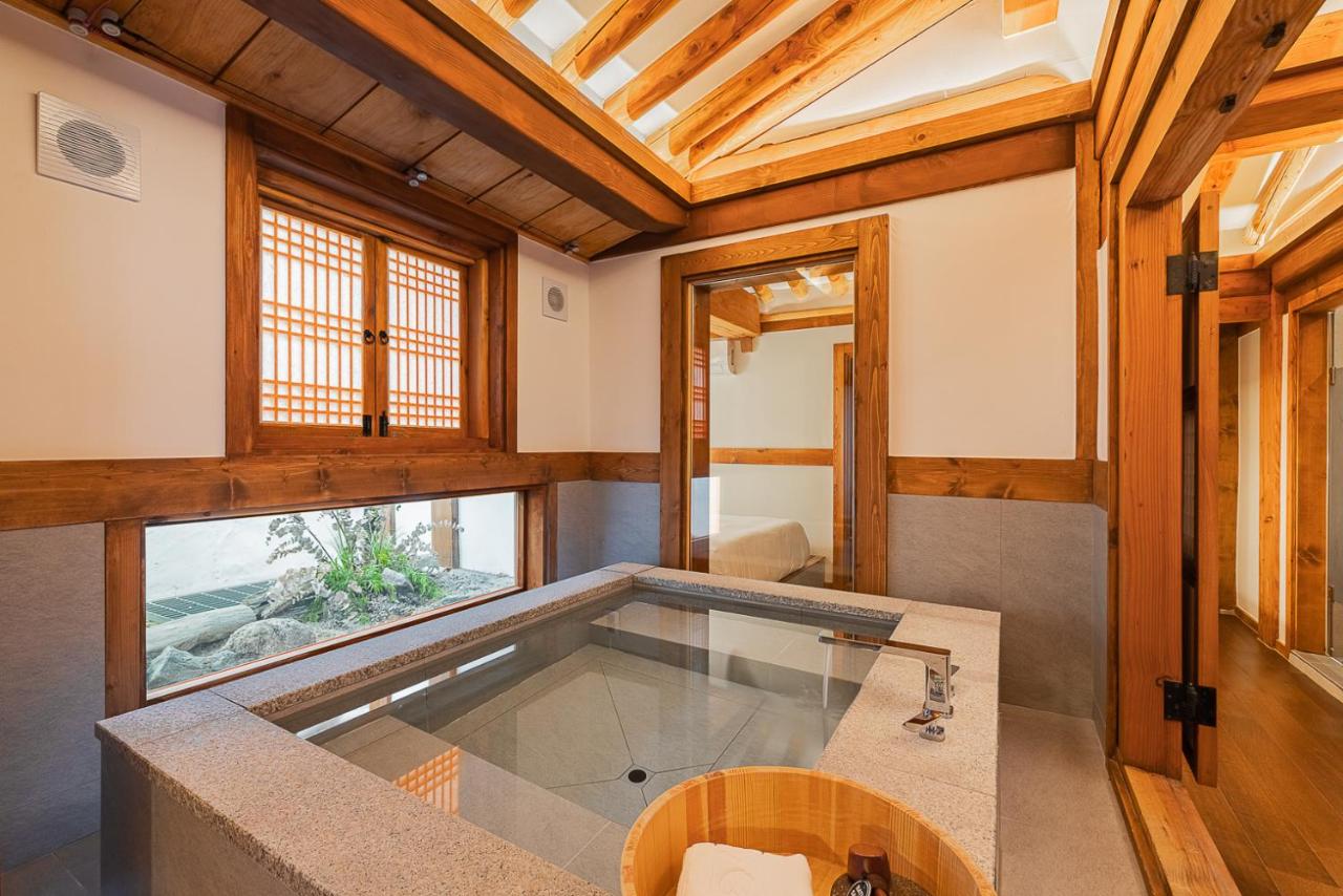 Luxury Hanok Subtle Grace - 3