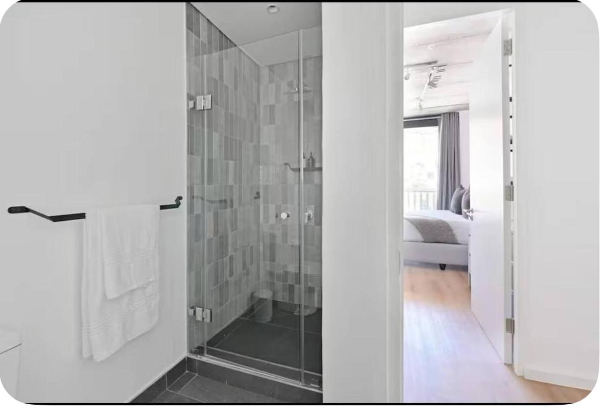 Kkape Sands - Peak Views From Sea Point Pad - 3