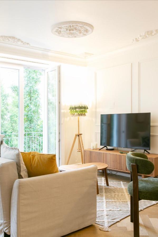 Lisbon Duplex 2 bdr, parking and balcony! - 3