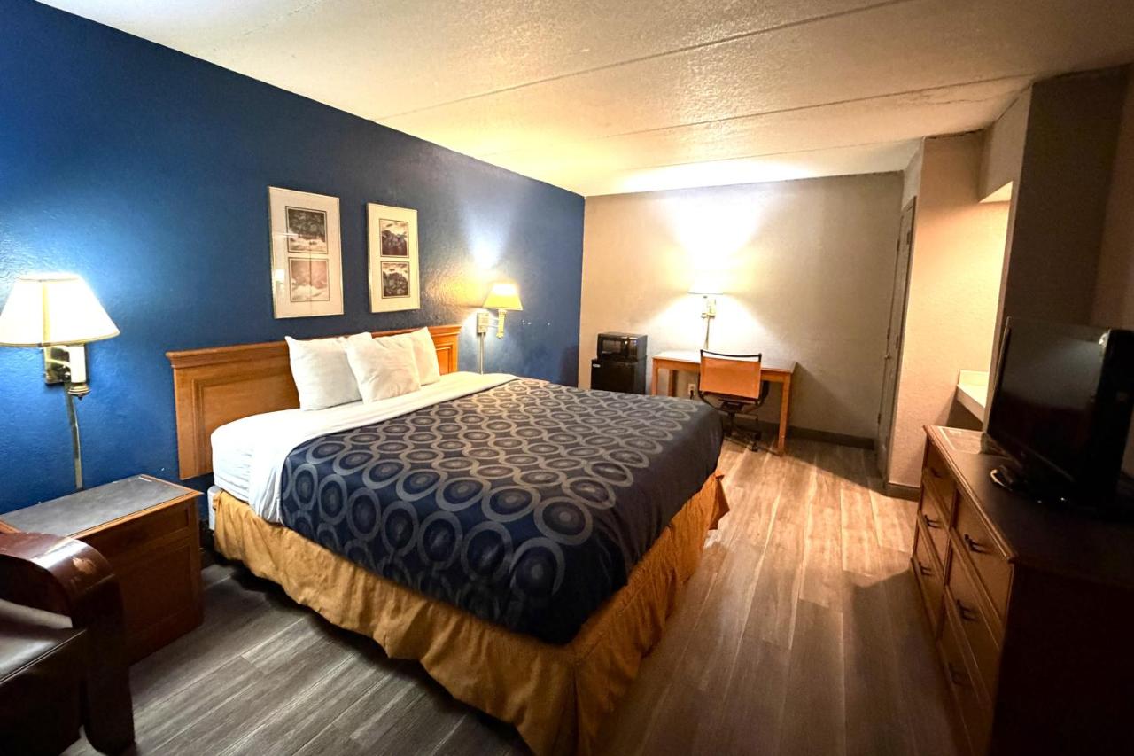 TownHouse Inn — photo 8