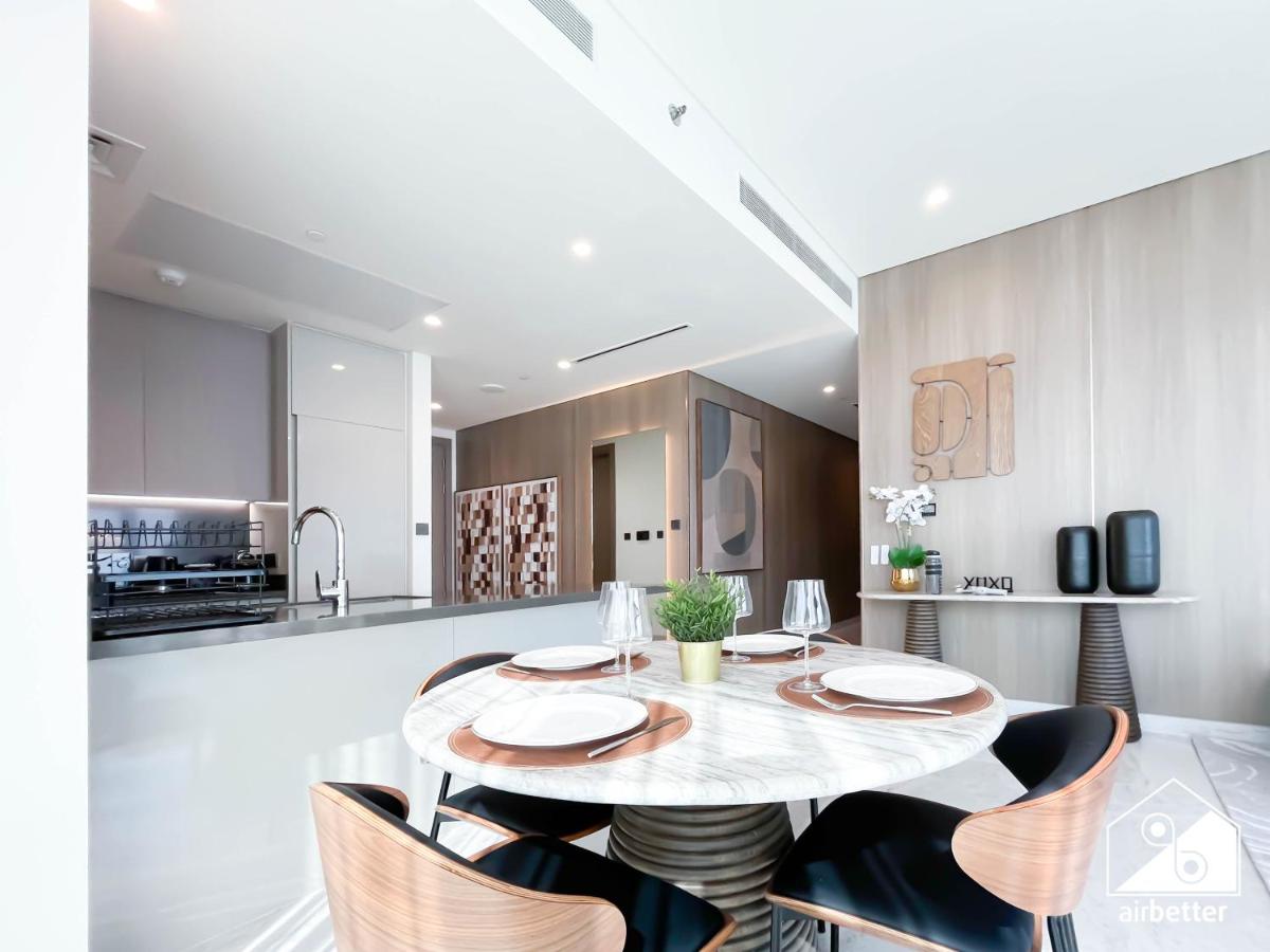 Luxurious 3BR Canal View Apartment l Pool & Gym - 5