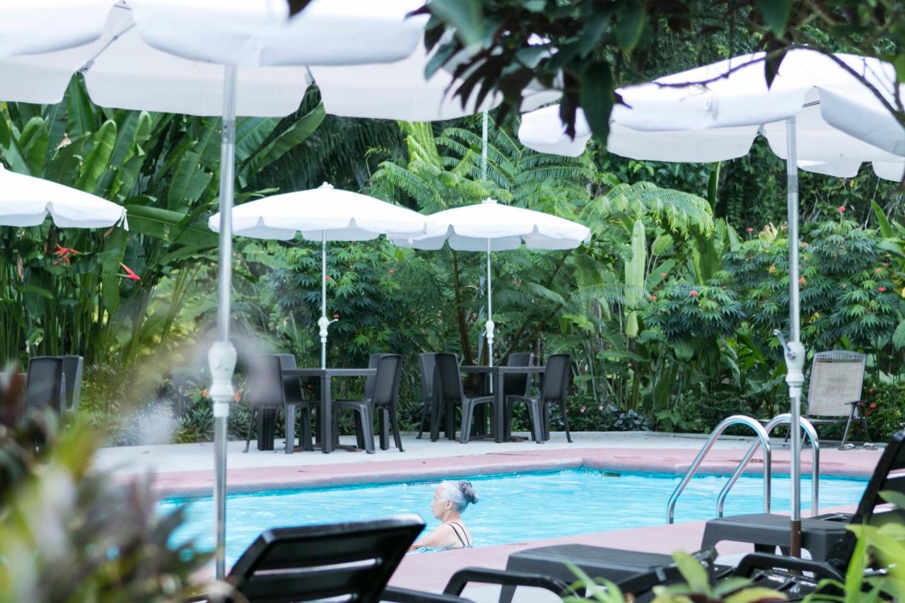 Hotel La Isla Inn photo