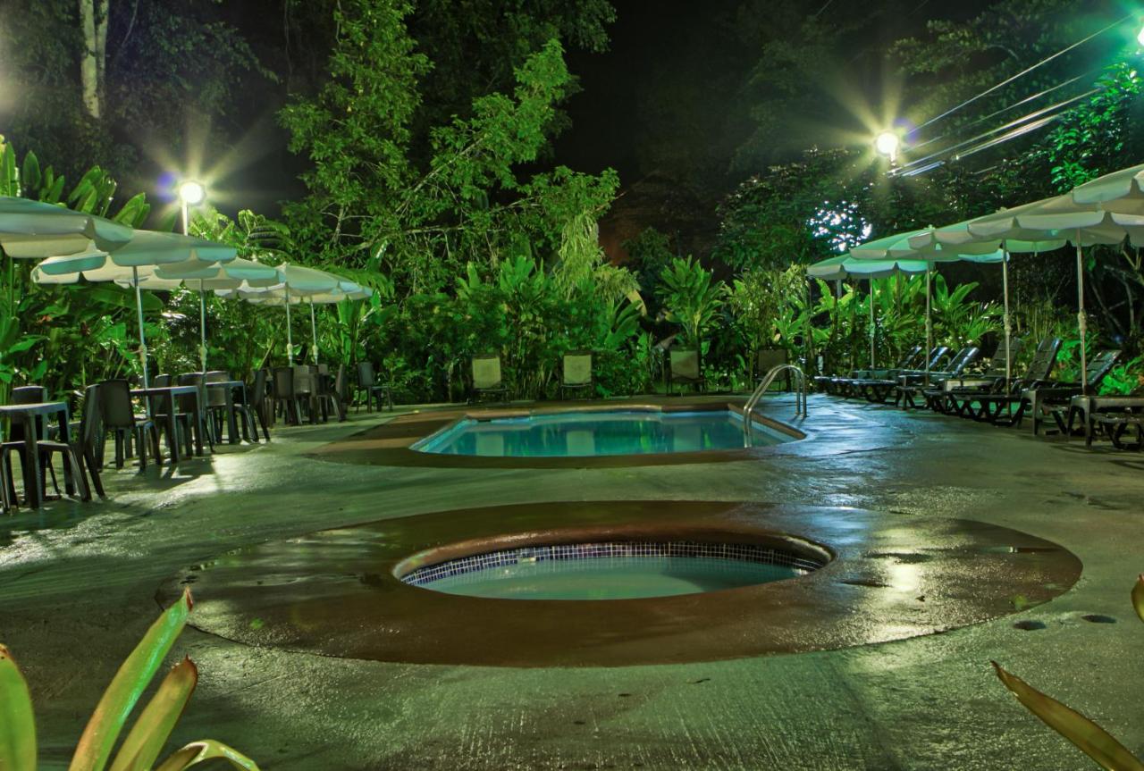 Hotel La Isla Inn photo