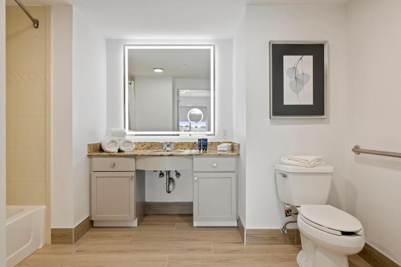 Kompose Boutique Hotel Houston Cy-Fair — photo 3