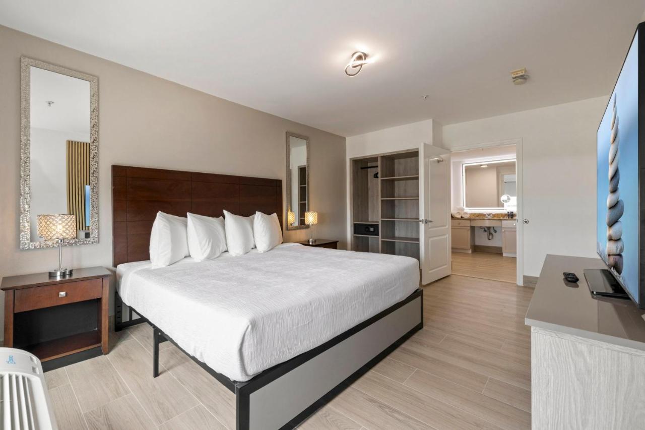Kompose Boutique Hotel Houston Cy-Fair — photo 18