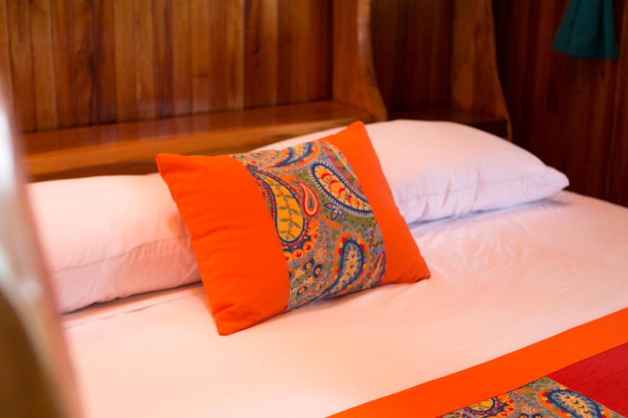 Hotel La Isla Inn photo