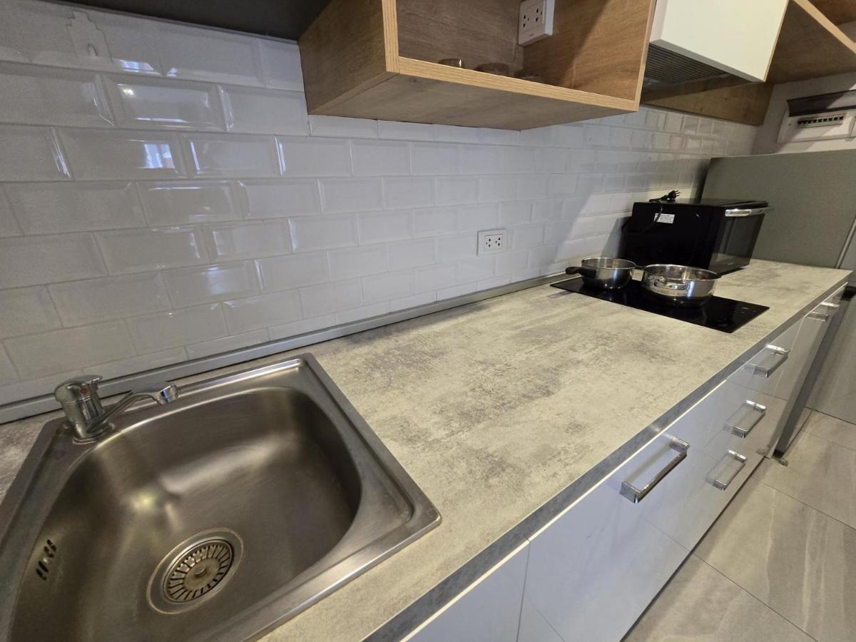 Cozy & Modern -1BR - T2 416 - 3