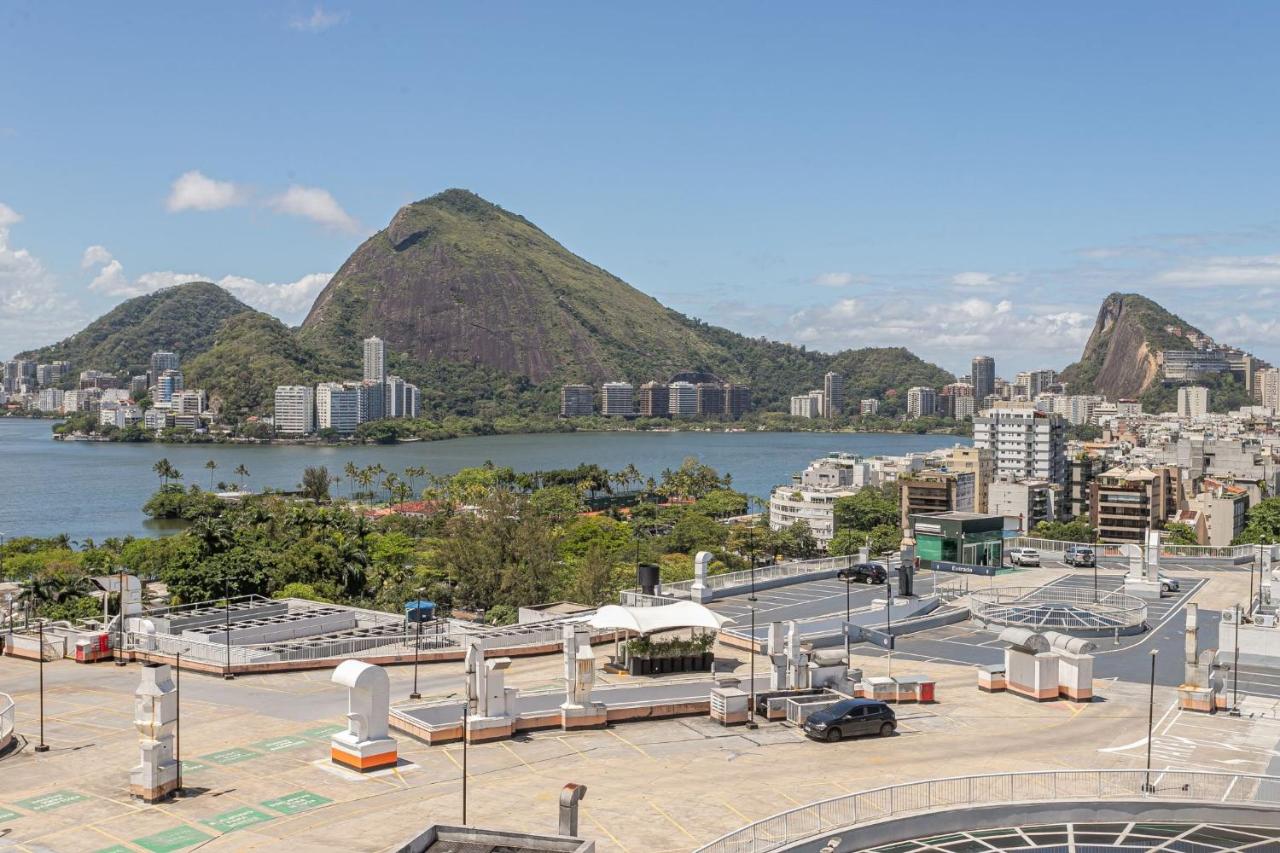 Leblon: Beach, Pool and Garage | 4 Guests