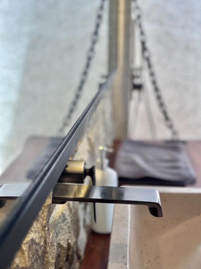 Gorgeous 2BR Oasis With Infinity Pool & Unobstructed Views - 3