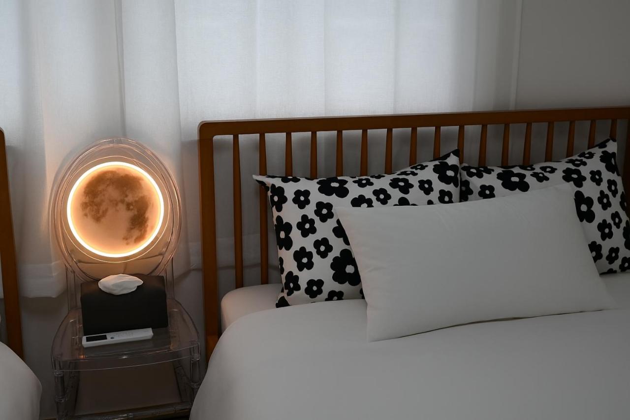 Airport Bus Direct, 5min to Hongdae,Hapjeong,K-POP,Gangnam,Entire Home - 4