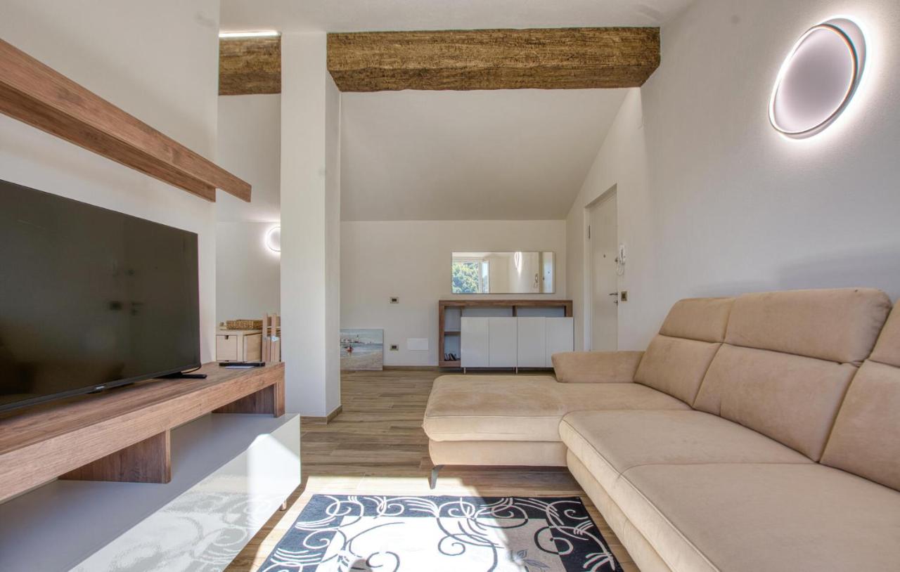 Gorgeous Apartment In Recco With Wifi - 3