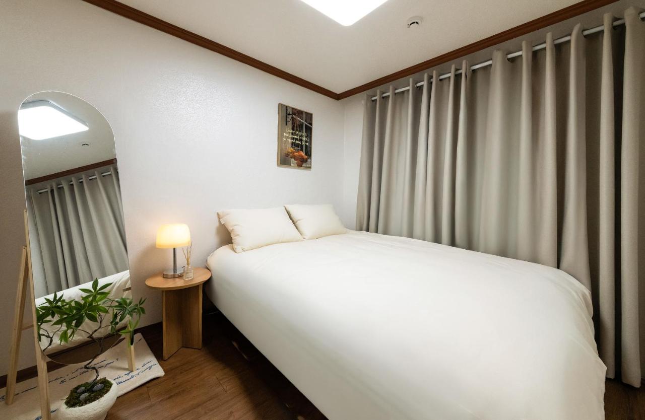 Open Deal! Line 2 and 7 Station Area, Seongsu, Seoul Forest, Han River, Airport Bus 2min - 2