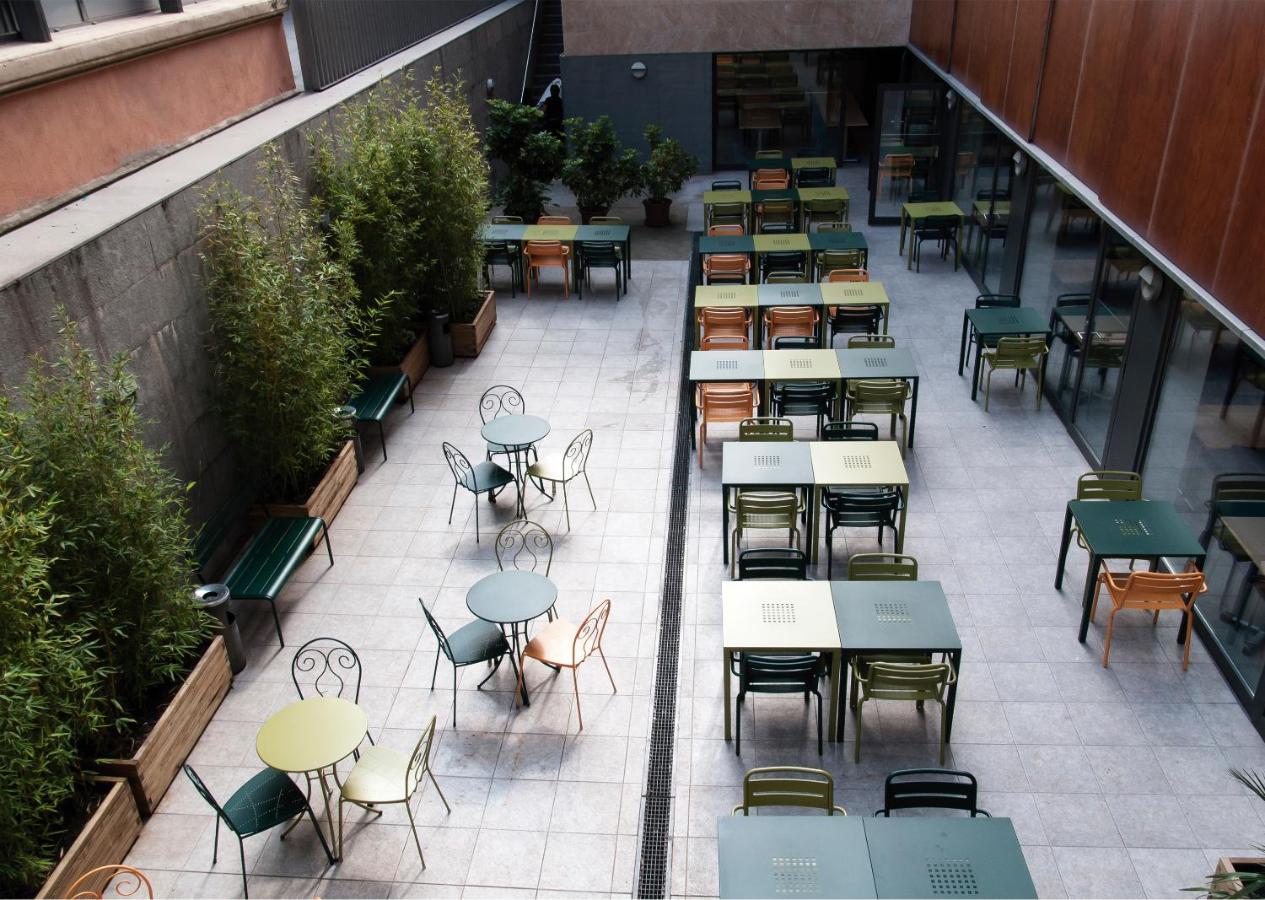 Image: Barcelona Pere Tarrés Youth Hostel