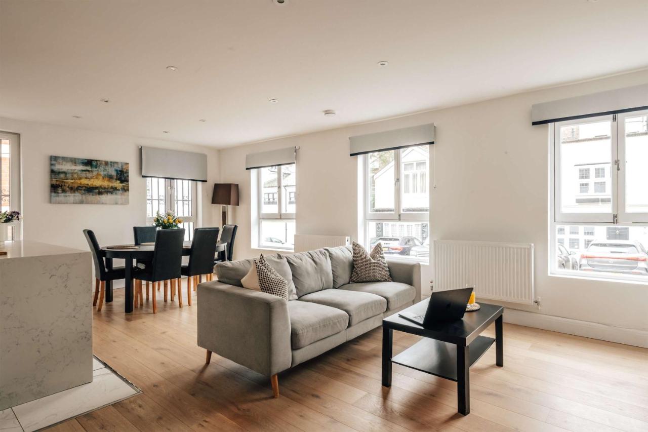 The Kensington Retreat - 2