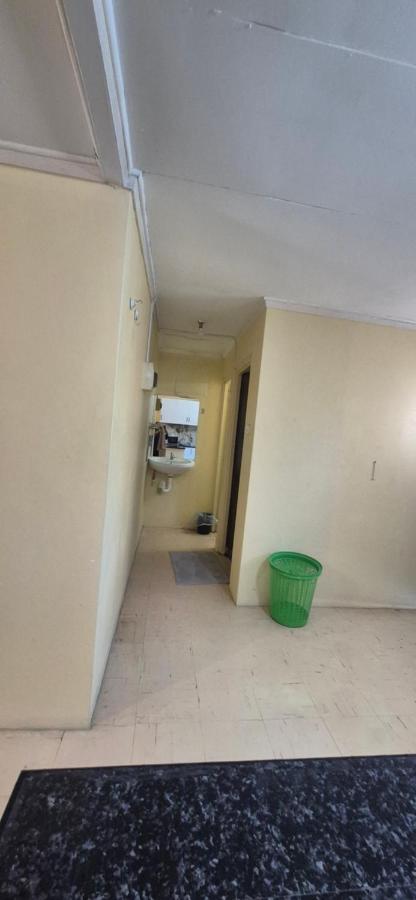 ABM Court Apartments - 4